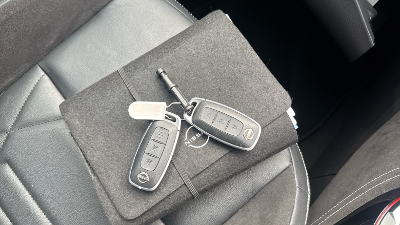 Nissan Juke 1.0 DiG-T 114 Tekna+ 5dr DCT Petrol Hatchback